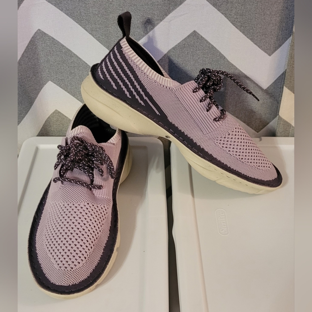 Clarks Origin 2.0 Lavender Knit Shoe